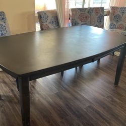 Dinning Table