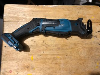 18v Makita Sawsall