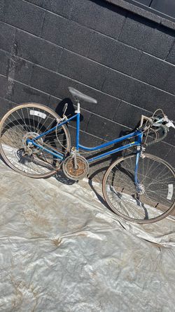 Vintage Blue Road Bike