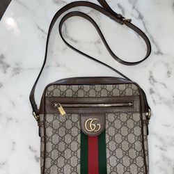GUCCI  SMALL SATCHEL