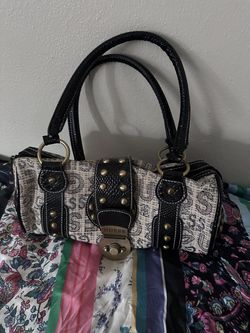 Guess shoulder purse