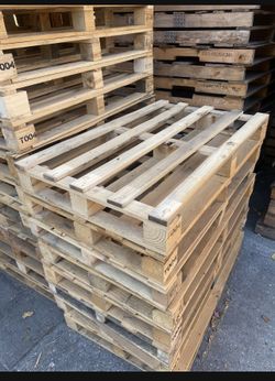 48x30 Block HT Pallets