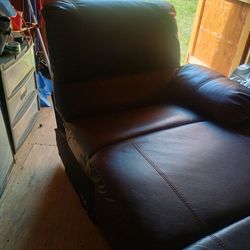 Chase lounge dark brown