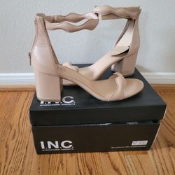 I.N.C International Concept MACYS Tan Block Heels NEW 8 1/2 