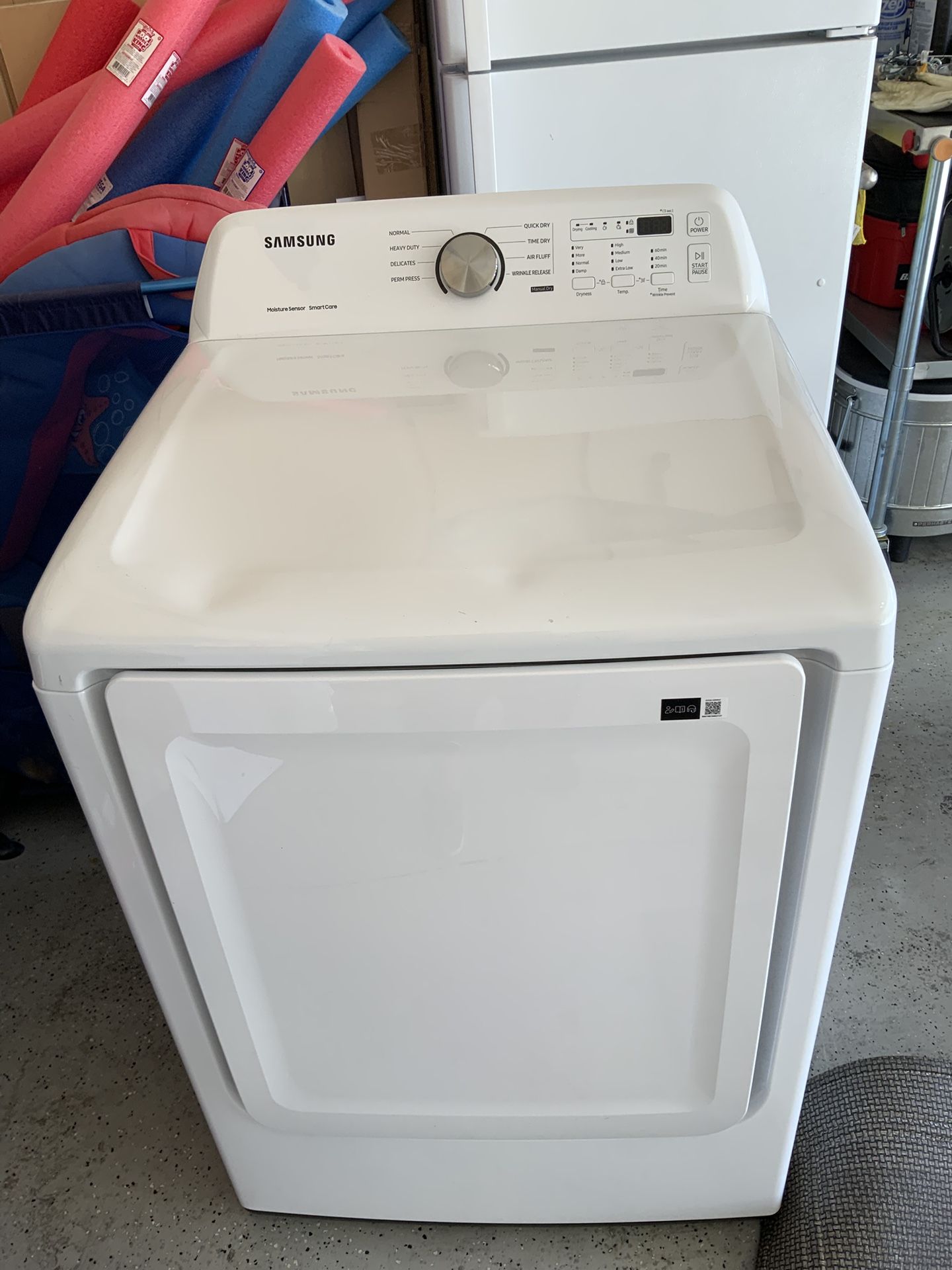 Samsung Gas Dryer, White, Model # DVG45T32000W/A3