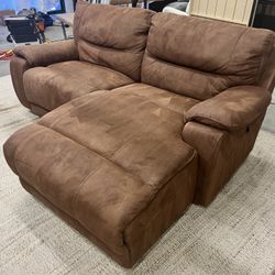 Reclining Sofa With Chaise 