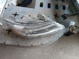 2014 To 2015 Kia Sorento Right Side Headlight