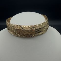 GOLD BRACELET (‼️ASK FOR KASSY‼️)