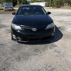 2012 Toyota Camry We