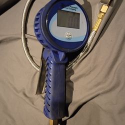 Astro Pneumatic Digital Tire Inflator with 3.5-Inch LCD