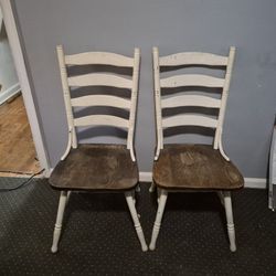2 Amish Style Vintage Wood Kitchen Chairs