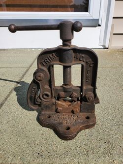 Vintage Trimont Mfg Co Trimo # 40 pipe vise