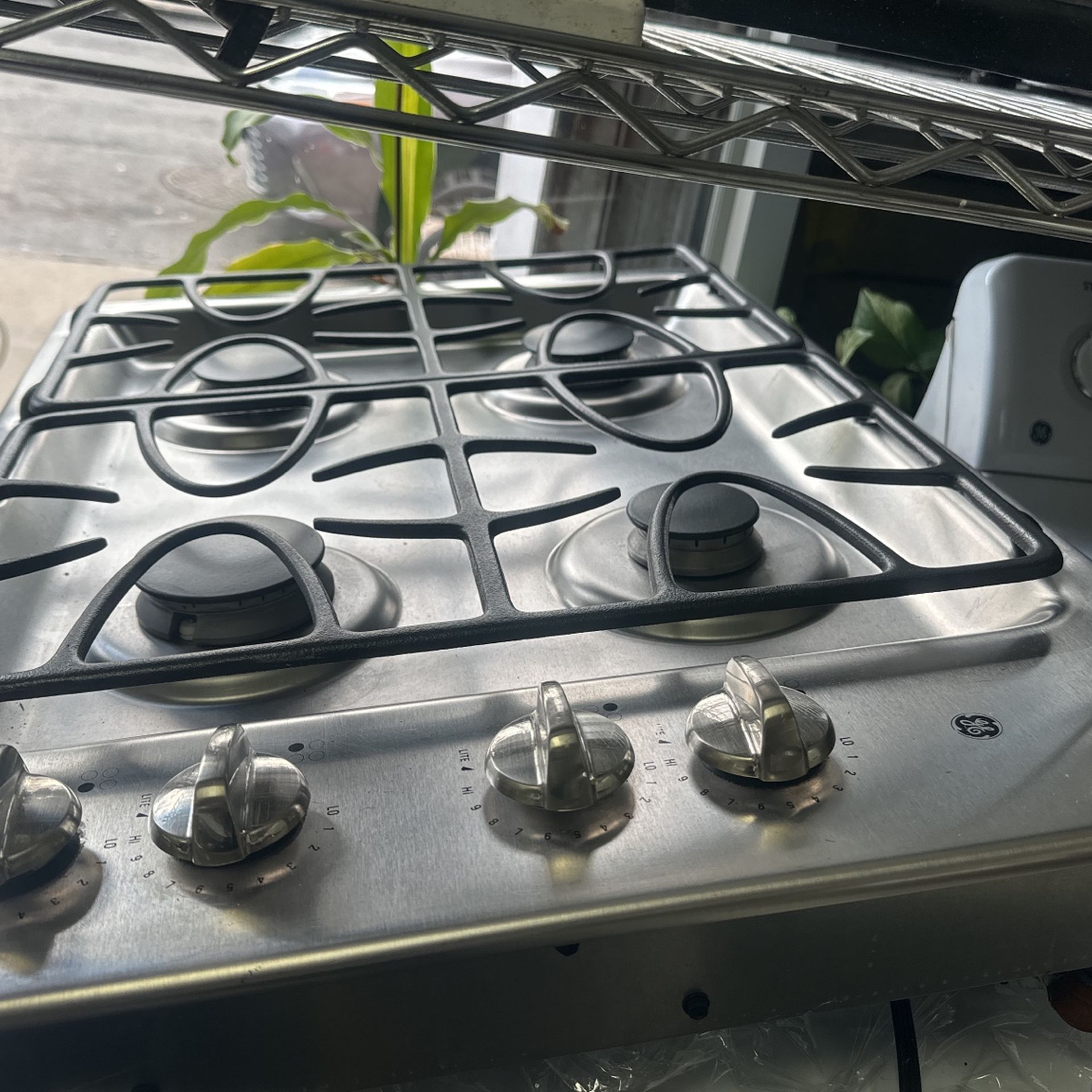 Cooktop GE Stainless Steel Gas 4 Burner 21W X30H