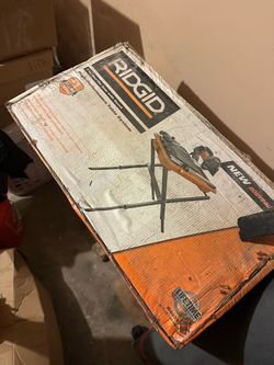 New Rigid 7" Wet Tile Saw with stand