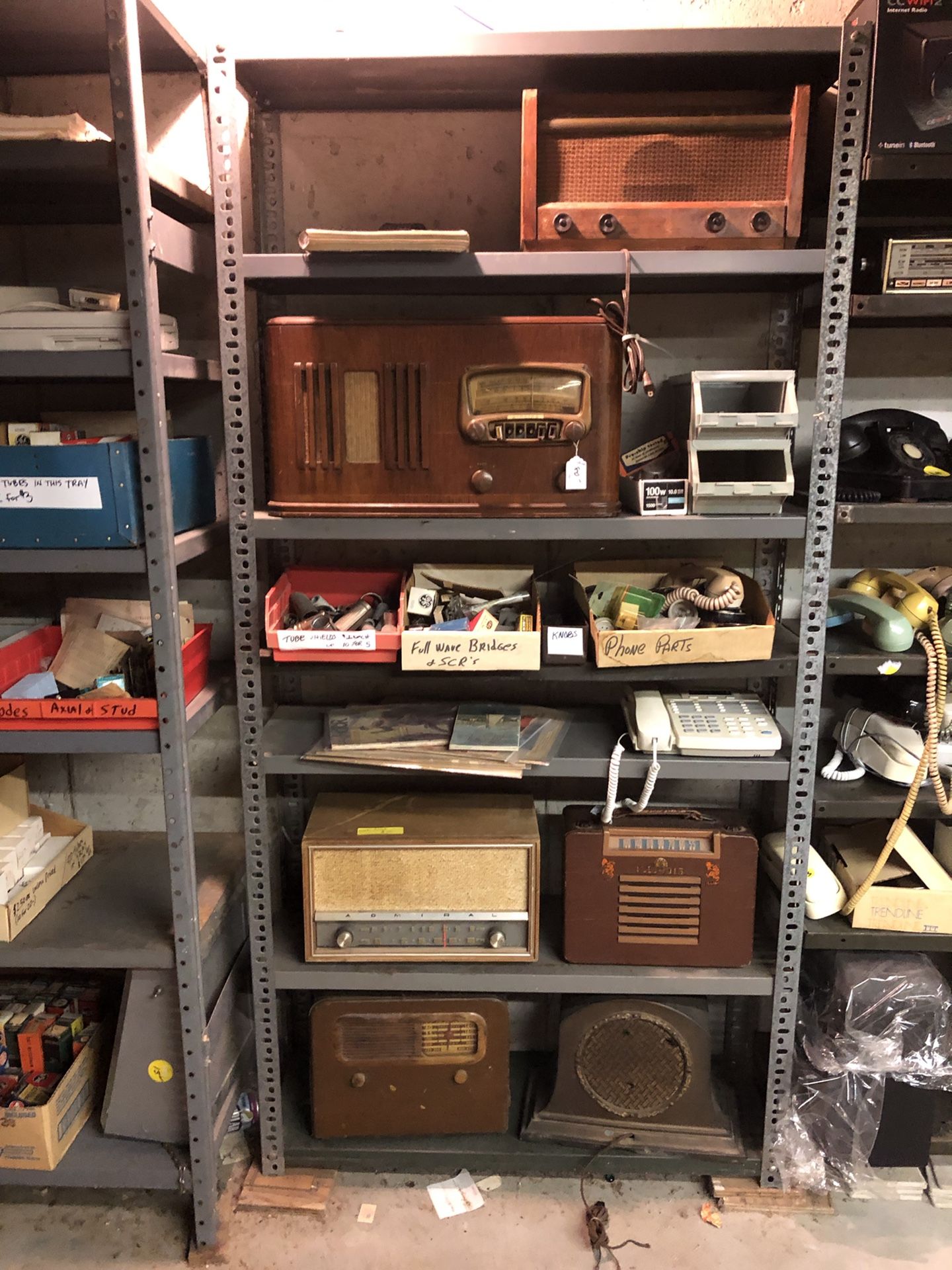 Antique Radio Sale