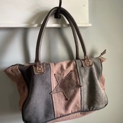 Myra Bag 