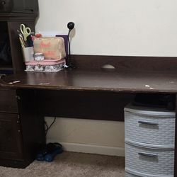 Free Desk