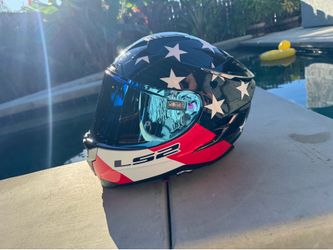 LS2 Carbon Fiber Motorcycle Helmet  Medium