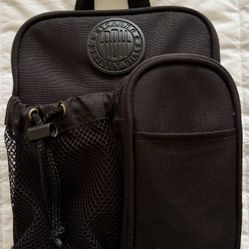 CARRY BAG - LOTS OF POCKETS, TOUGH, EXCELLENT SHAPE