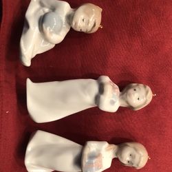 Lladro Porcelain Figurines - Christmas Morning 