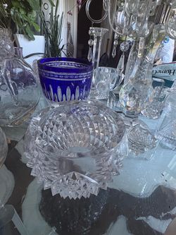 Cut Crystal Glass Bowl with Sawtooth Edge