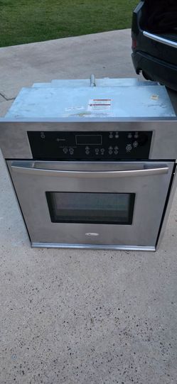 Whirlpool Electric Wall Oven 24x25.1/4x28 (220)