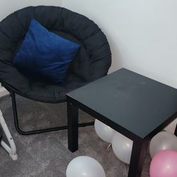 Black dish chair and IKEA coffee table for Sale in Garden City P NY
