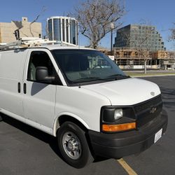 2012 Chevy Express V8