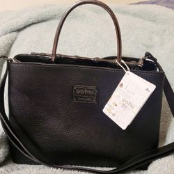 BNWT Loungefly Harry Potter Deathly Hallows Elder Wand Black Handbag 
