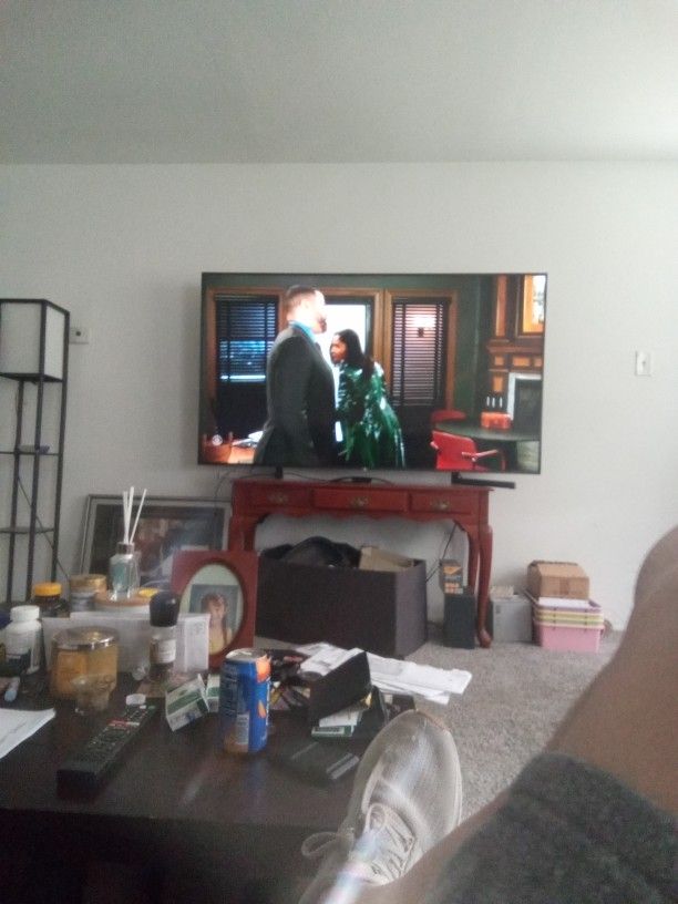 Sony TV 70