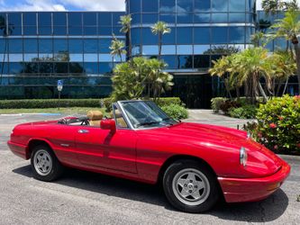 1991 Alfa Romeo Spider Base 2dr Convertible 5M