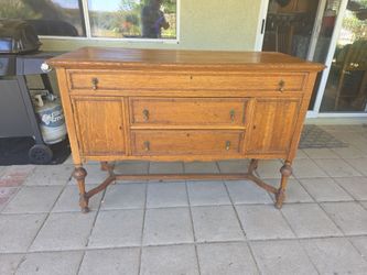 Sideboard