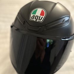 AGV K6 Motorcycle Helmet Size Small