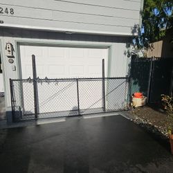 4' High Drive Gate