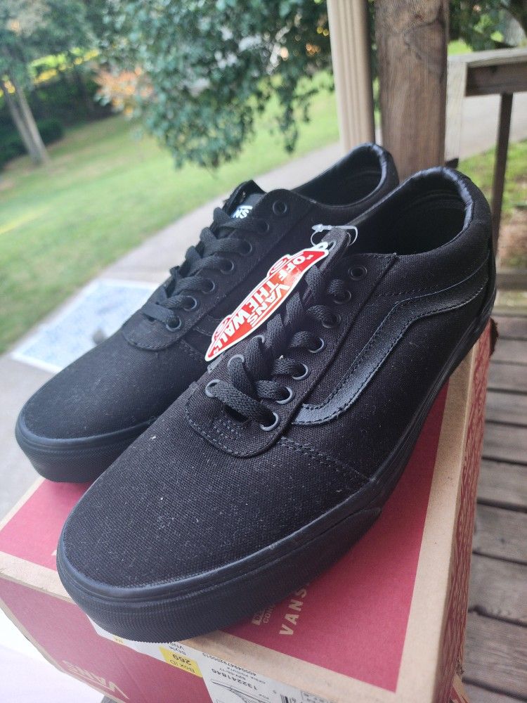 Two Pairs Of Men's Vans Size 11