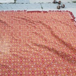 Nice Big Vintage Rug .. Very Heavy And Nice Quality.. Needs A Cleaning Id Imagine But A Nice Color Scheme If You Lookin This Way
