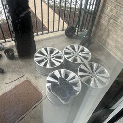 16 inch Volkswagen Golf wheels