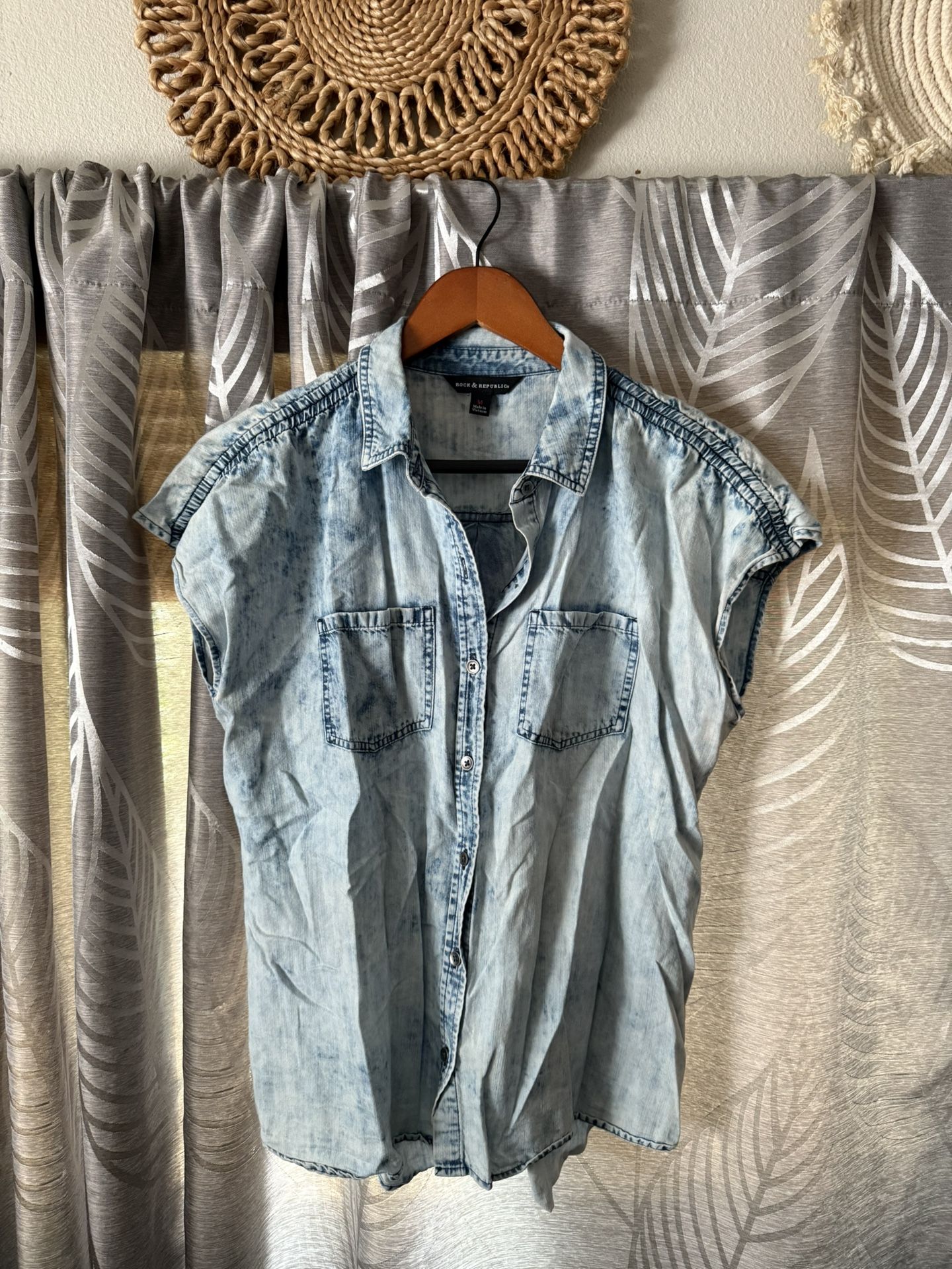 Women’s Top