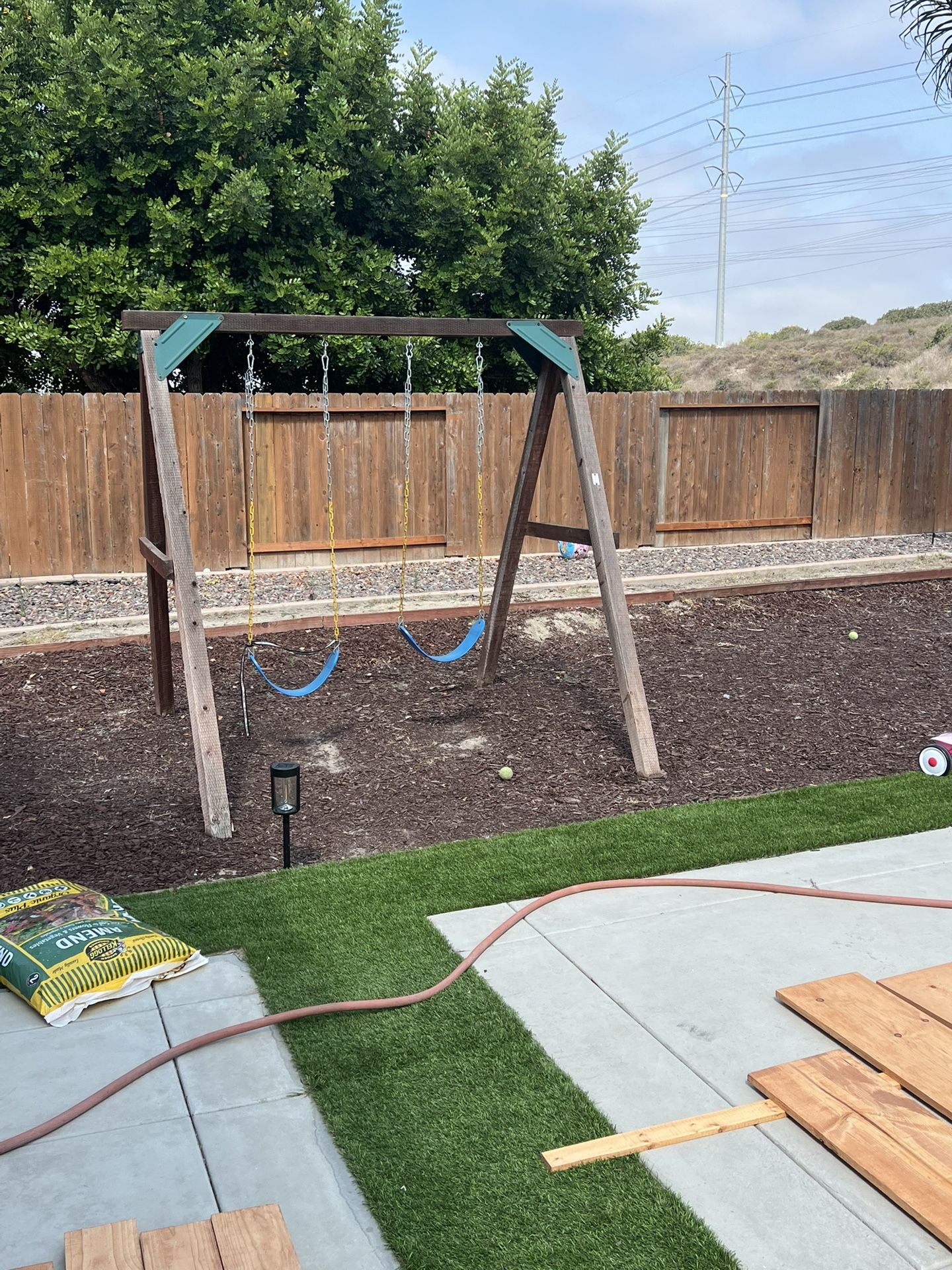 Free Swing Set