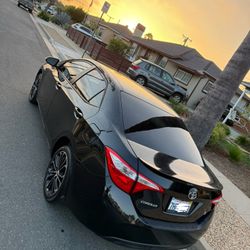 2015 Toyota Corolla S 