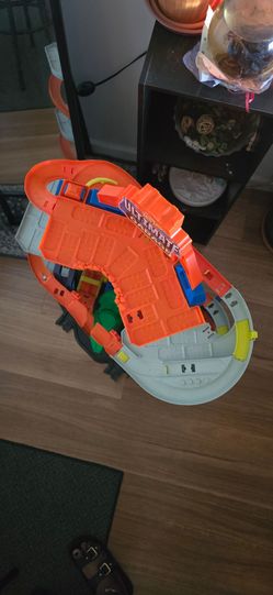 Hot wheels Garage