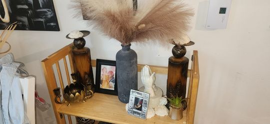 Vases and decor