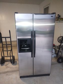 Kenmore Refrigerator 