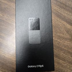 Brand New Samsung Galaxy Z Flip 5 512 Gb Unlocked
