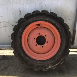 Bobcat tire