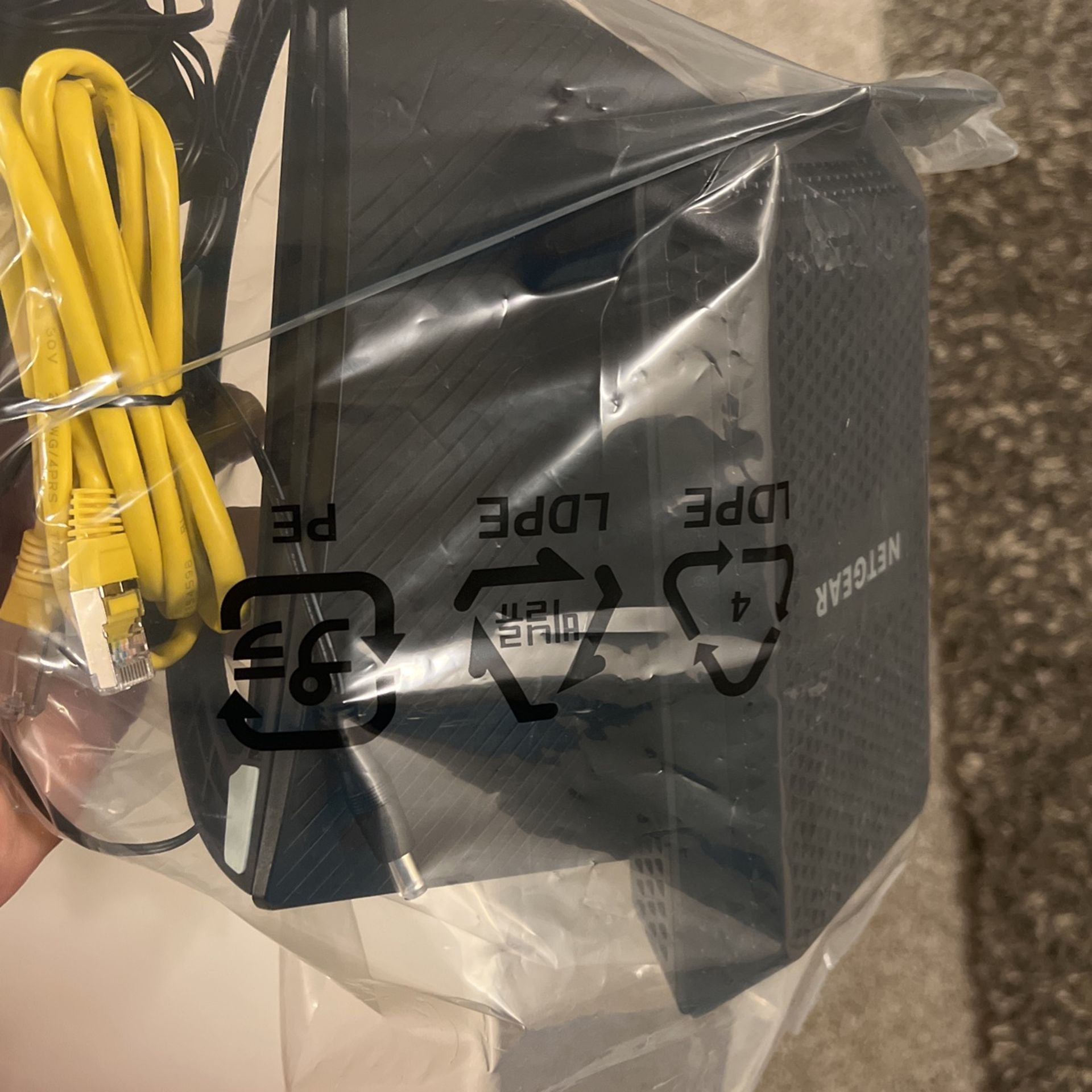 Medialink AC1200 wifi router and Xfinity netgear modem CM600
