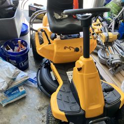 30 inch cadet riding lawnmower