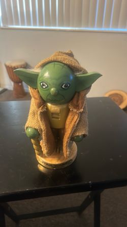 Star Wars Kurt Adler 2007 Lucas Films Yoda Nutcracker Wooden With Burlap Coat 8"
