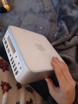 Apple Mac Mini Desktop Computer