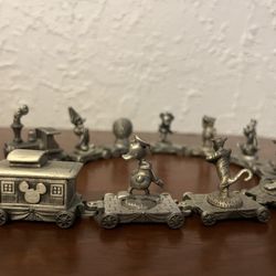 Disney Treasures Vintage Train set Express 